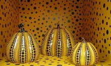 "Kabocha", les courges tachetées de Yayoi Kusama