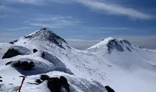 Le mont Norikura enneigé