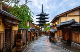 Visita lo storico quartiere di Gion, nel cuore di Kyoto