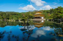 Goldener Pavillon Kinkaku-ji: ein Muss in der alten Hauptstadt von Kyoto