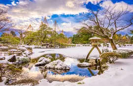 Un must da visitare a Kanazawa: Kenroku-en Garden, uno dei tre più belli del Giappone