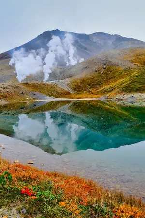 Asahidake volcano and lake Sugatami, Hokkaido