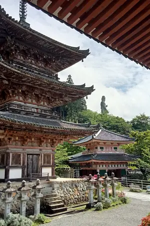 Le temple Tsubosaka-dera