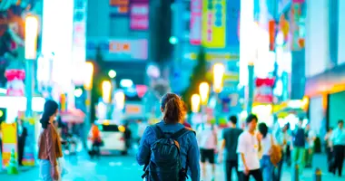 Solo Frau in Shinjuku, Tokio