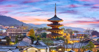 Yasaka Pagoda at night, in Gion, Kyoto old town