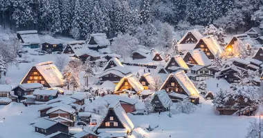 Shirakawago Unesco Weltkulturerbe Dorf in den japanischen Alpen