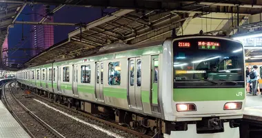 Tren de la línea Yamanote, Tokio