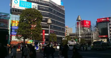 Although he appears quiet suburban area, is home to the Ghibli Kichijoji and Inokashira Onshi Koen museum.