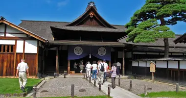 Entrada a la propiedad Takayama Jinya.