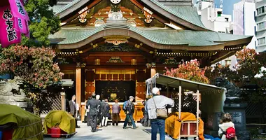 En plus du parc et du zoo, le quartier de Ueno est rempli de temples et de sanctuaires. 
