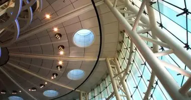 In October 2010, the airport until domestic Haneda regained its function International Airport.