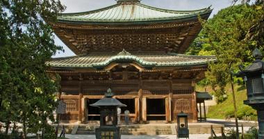 Le temple Kencho-ji, à Kita-Kamakura, le plus ancien temple zen du Japon.