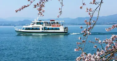 Many boats take surfing since Otsu Lake Biwa.