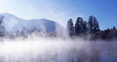 Kinrin-ko lake, the smoking waters