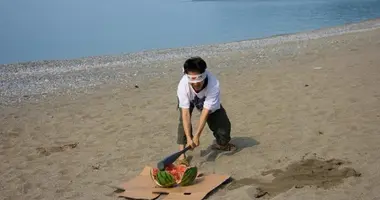 Suika Wari