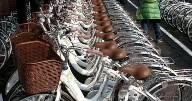 Servicio de bicicletas gratis instalados en Setagaya por Sanyo.