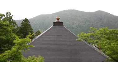 Le toit du Kurama-dera