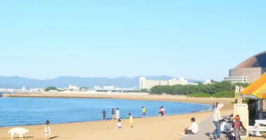 Playa Momochi en Fukuoka