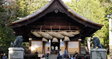 Japan Visitor - suwa-taisha-1.jpg