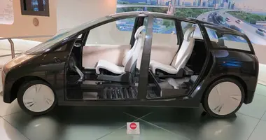 Japan Visitor - toyota-1.jpg