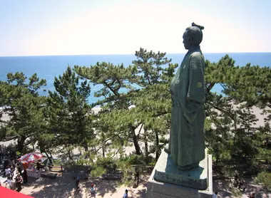 Statue of Sakamoto Ryoma