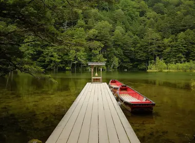 Myojinike, Kamikochi, Nagano  Myojinike, Kamikochi, Nagano