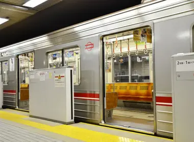 Midosuji Line Train Midosuji Line Train