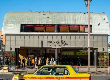 Taxi in front of Kojimachi Exit, Yotsuya Station
