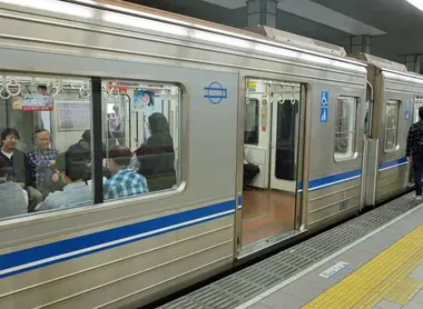 Yotsubashi Line Train Yotsubashi Line Train