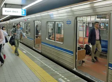 Yotsubashi Line Train Yotsubashi Line Train