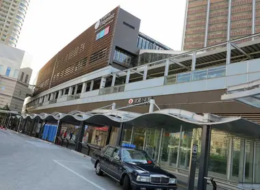 Musashi Kosgui Outside