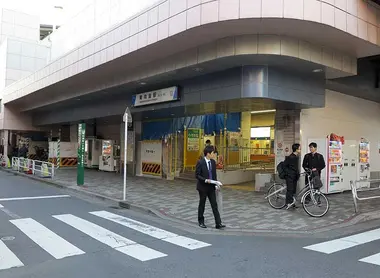 Higashi-Mukojima Station