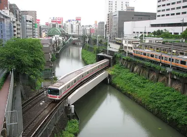 Famous view of Ochanomizu Station 