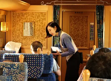 Kawasemi Yamasemi hostess