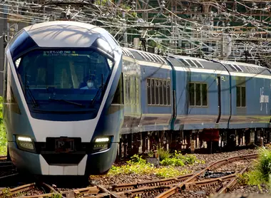 JR Saphir Odoriko train, Atami station JR Saphir Odoriko train