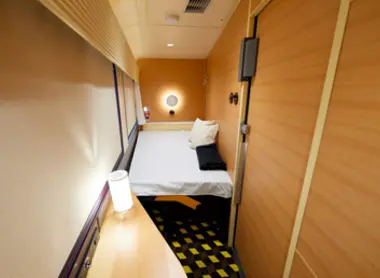 West Express Ginga Premium cab