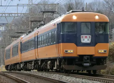 Train on the Kintetsu Line Train on the Kintetsu Line