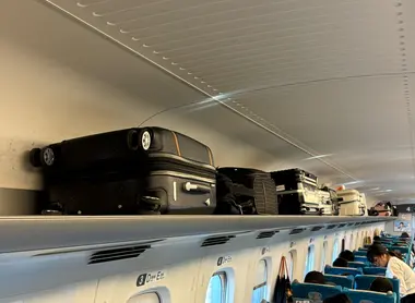 Overhead luggage storage on the Shinkansen