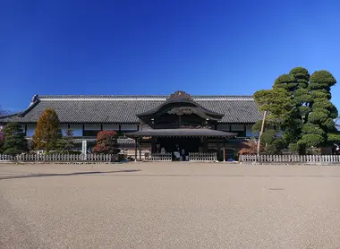 Honmaru Palace