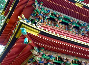 Located in Ueno Park since 1627 sancutaire Tosho-gu is dedicated to the shogun Tokugawa Ieyasu (1543-1616).