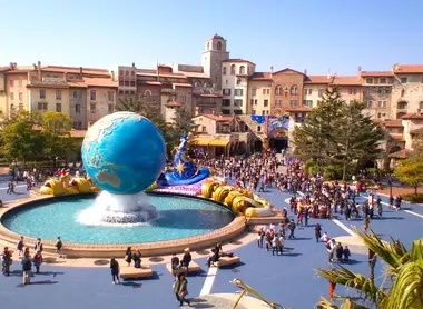 In Tokyo Bay, Disney Sea binds its attractions to the sea and Japan.