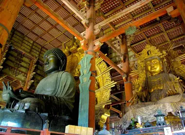 Le Grand Bouddha du temple Todaiji Le Grand Bouddha du temple Todaiji