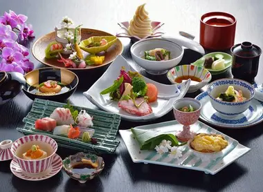 El tofu se prepara de muchas diferentes formas en el restaurante Tosho.