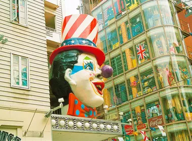 Tienda del barrio Amerika Mura.