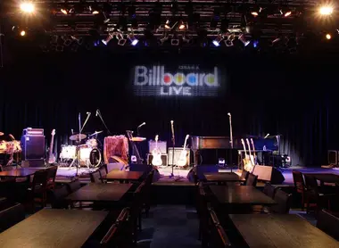 Entrada a la sala de conciertos Billboard Live. Entrada a la sala de conciertos Billboard Live.