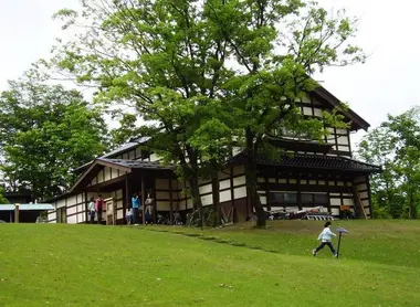 Centre de l’artisanat Yuwaku Sosaku No Mori