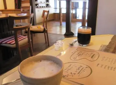 Bon’onsha International Cafe 