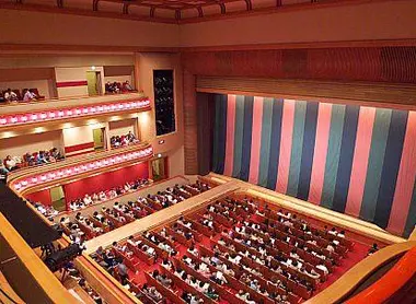 Osaka-za teatro Shochiku.