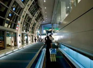 The carpet-rolling the terminal at Haneda Airport.