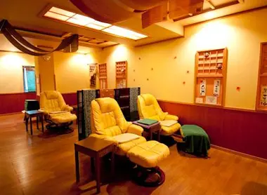 Pour se détendre, certains ryokan proposent des divertissements variés. Pour se détendre, certains ryokan proposent des divertissements variés.